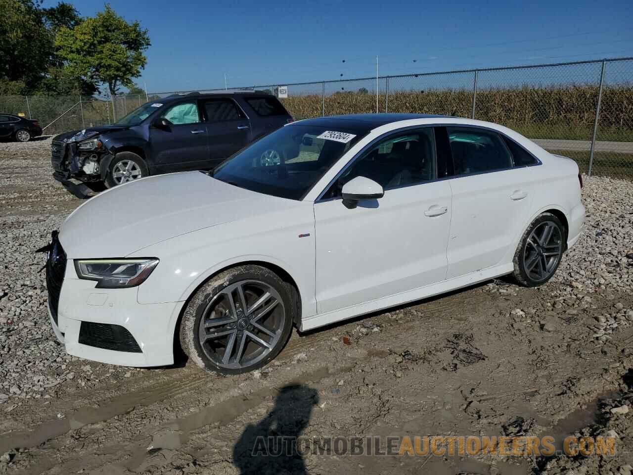 WAUGUGFFXK1011945 AUDI A3 2019