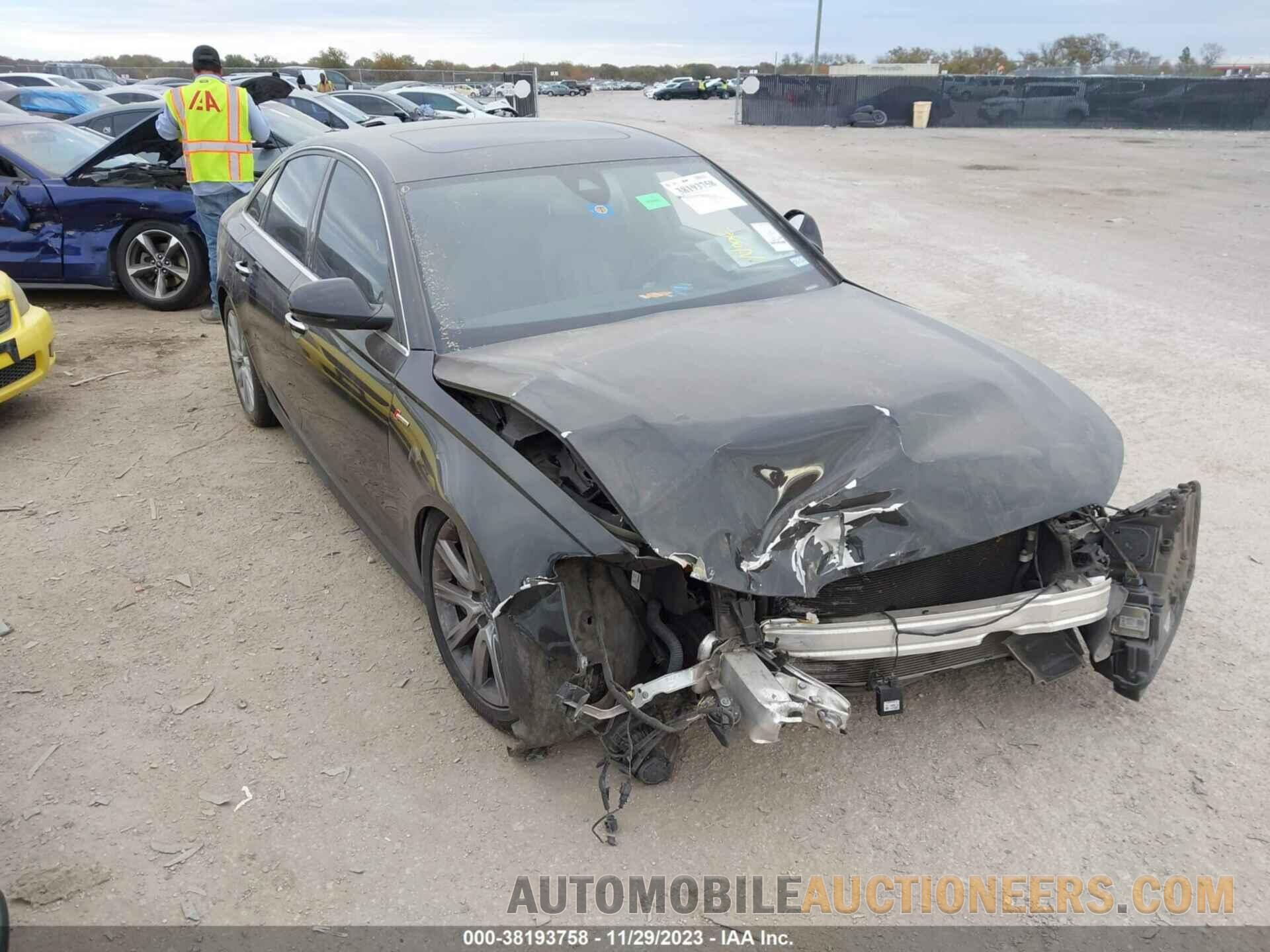 WAUHGAFC0FN030310 AUDI A6 2015