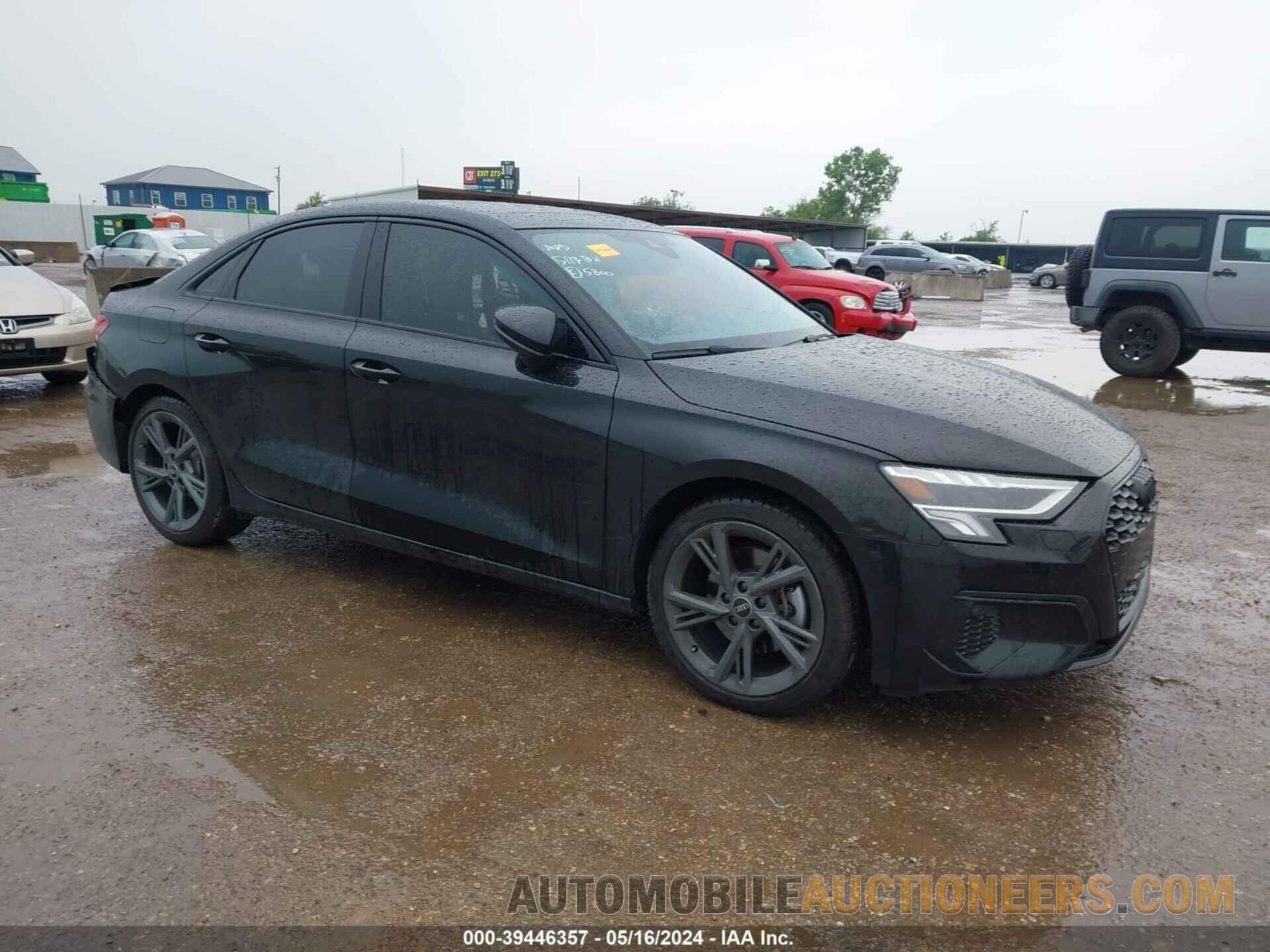 WAUHUDGY6RA085800 AUDI A3 2024