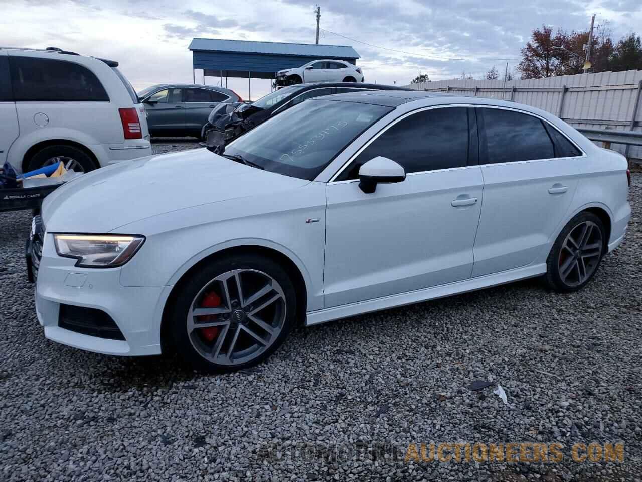 WAUJ8GFF1H1009987 AUDI A3 2017