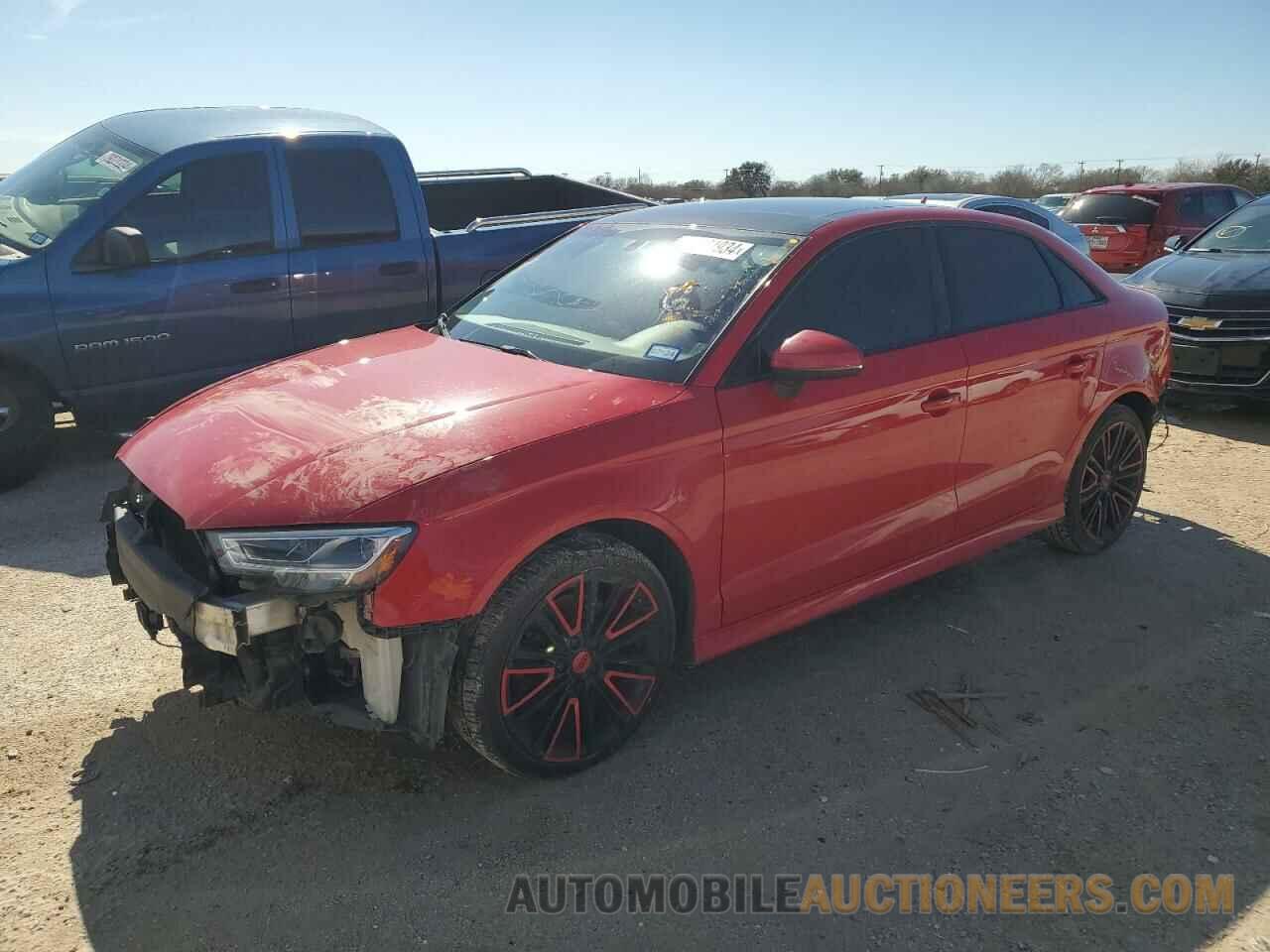 WAUJ8GFF4H1055068 AUDI A3 2017