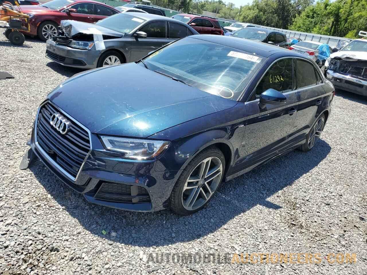 WAUJ8GFF4H1067687 AUDI A3 2017