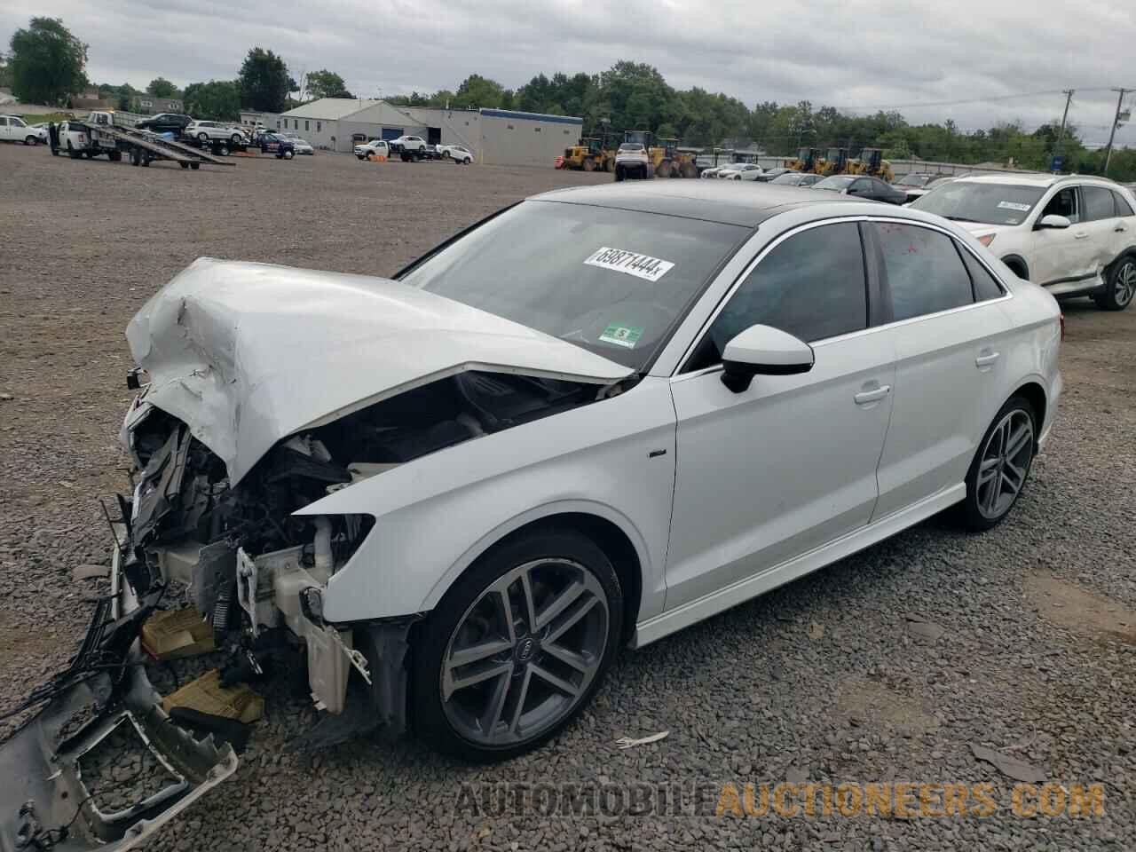 WAUJ8GFF4J1044643 AUDI A3 2018