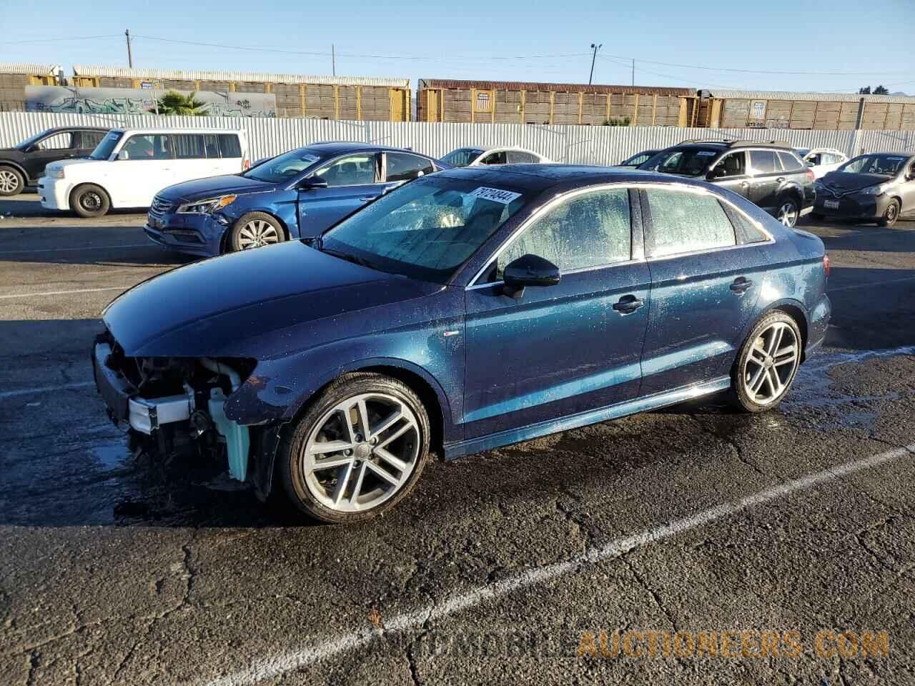 WAUJ8GFF4J1052807 AUDI A3 2018