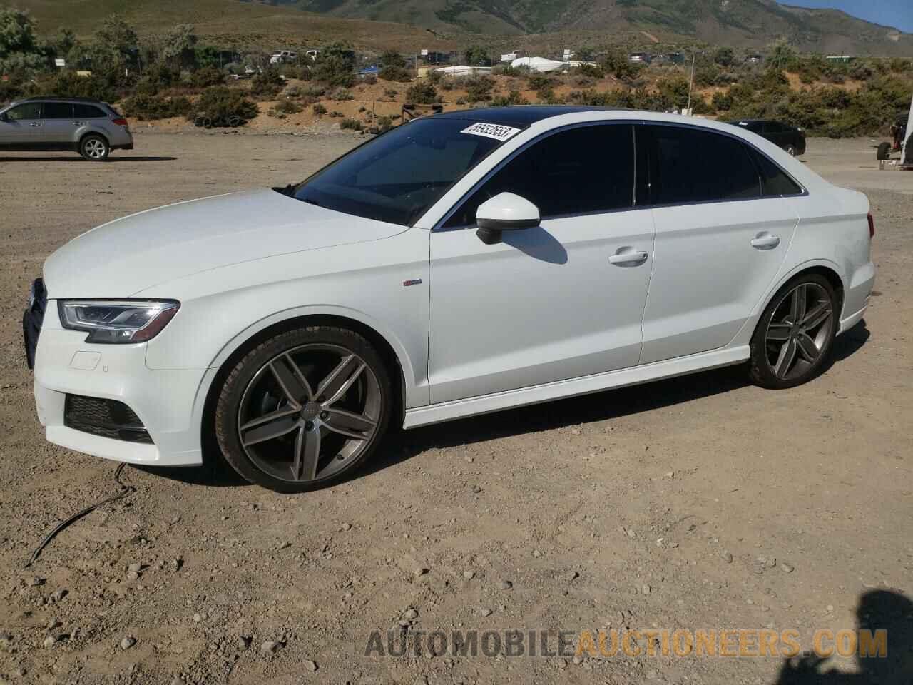 WAUJ8GFF5H1055080 AUDI A3 2017