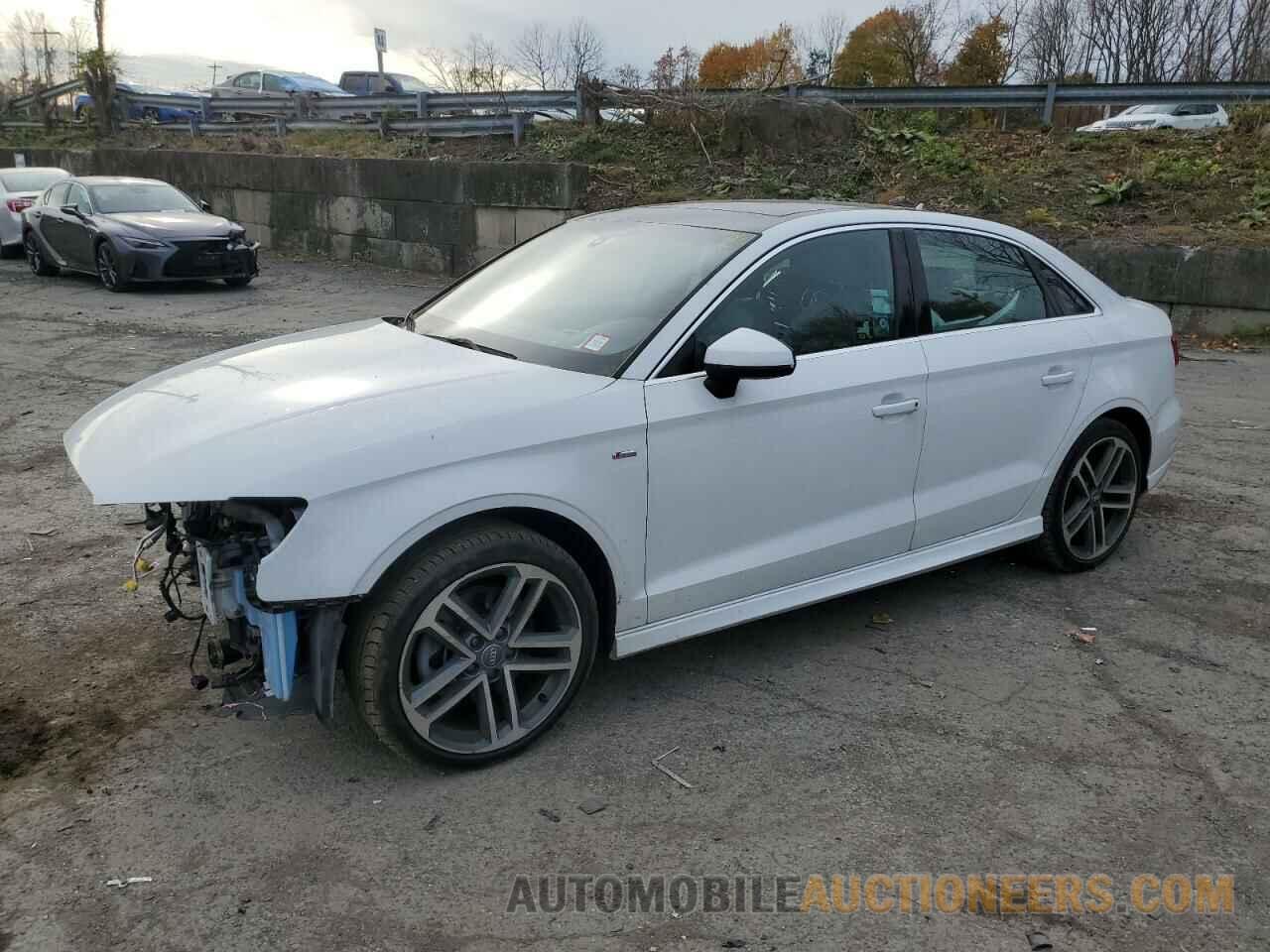 WAUJ8GFF8J1062305 AUDI A3 2018