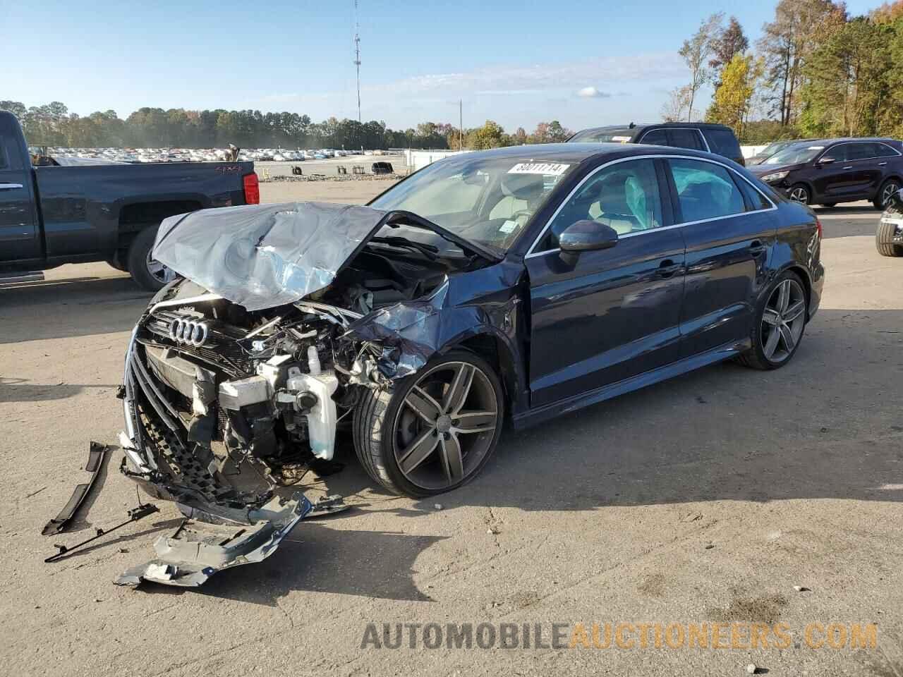 WAUJ8GFFXH1007669 AUDI A3 2017