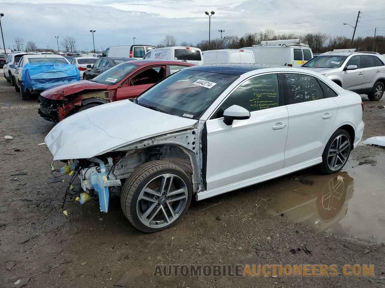 WAUJEGFF3K1020148 AUDI A3 2019