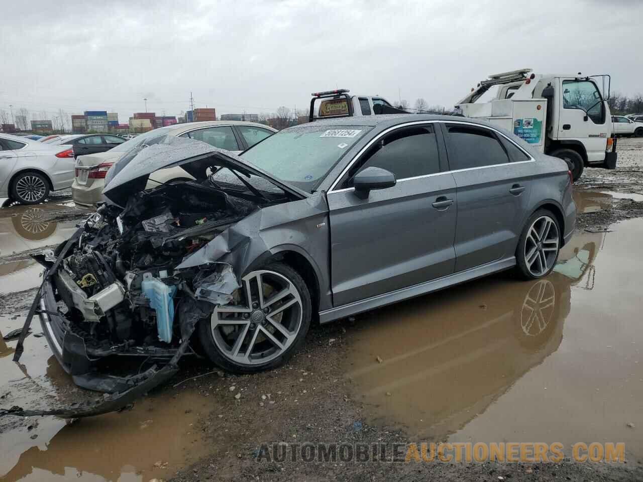 WAUJEGFFXKA083442 AUDI A3 2019