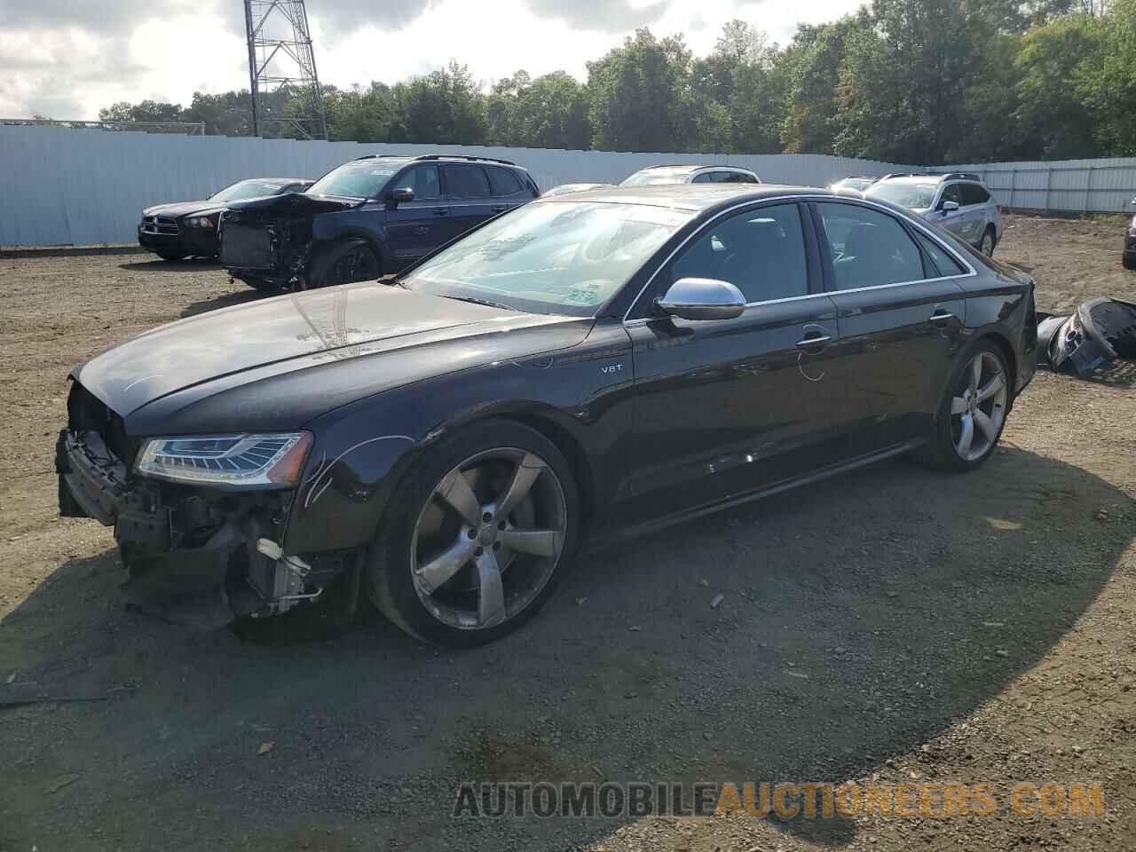 WAUK2AFD8FN005832 AUDI S8 2015