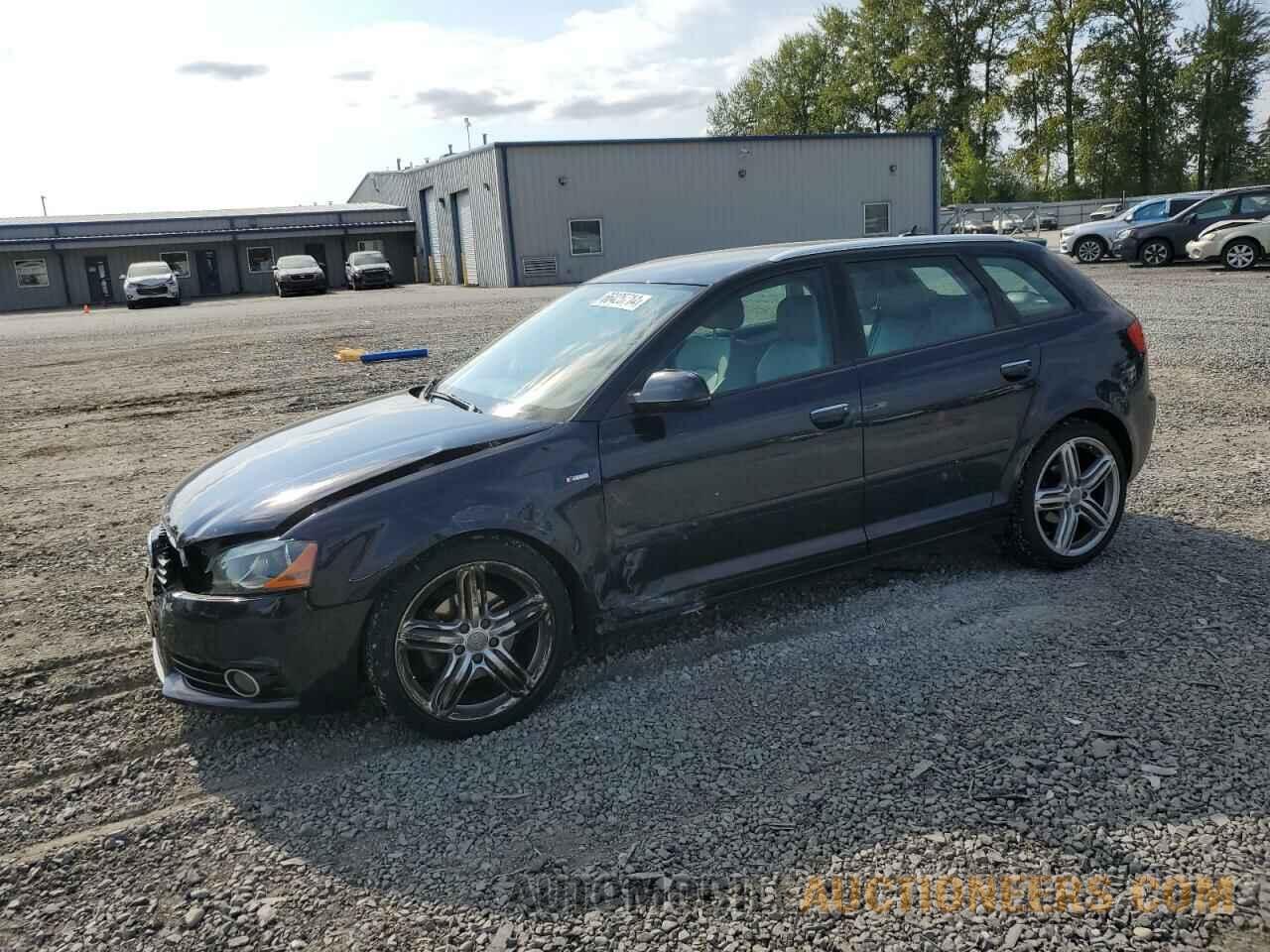 WAUKJAFM3BA009677 AUDI A3 2011