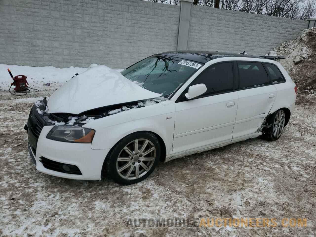 WAUKJAFM7BA130177 AUDI A3 2011