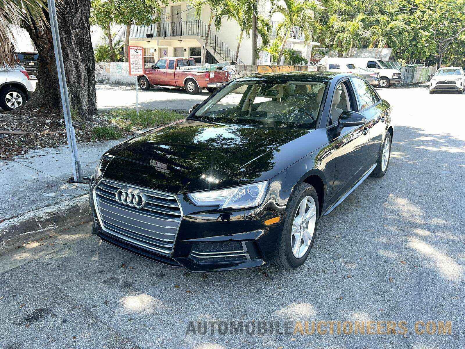 WAUKMAF40JA029195 Audi A4 Sedan 2018