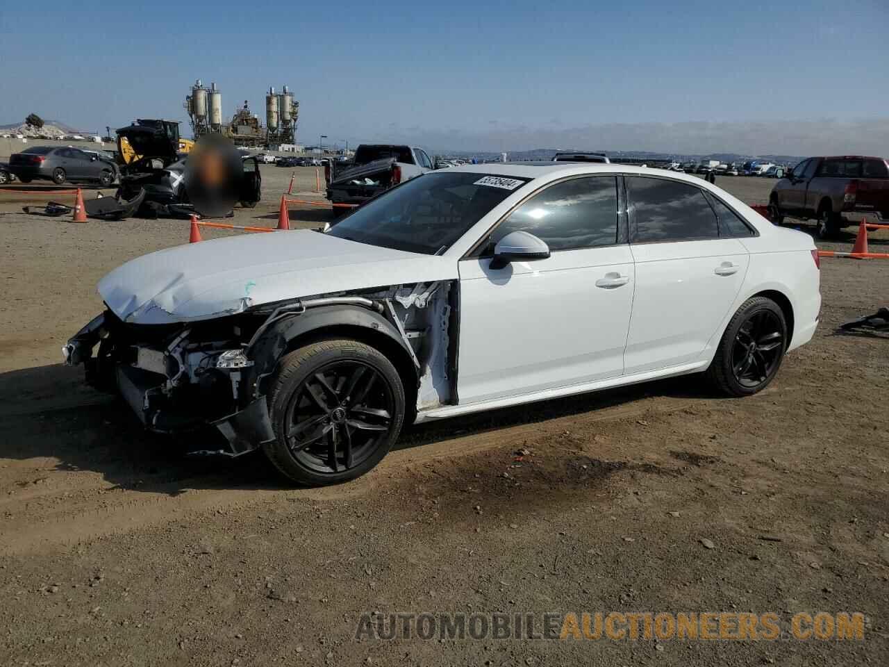 WAUKMAF44HN038369 AUDI A4 2017