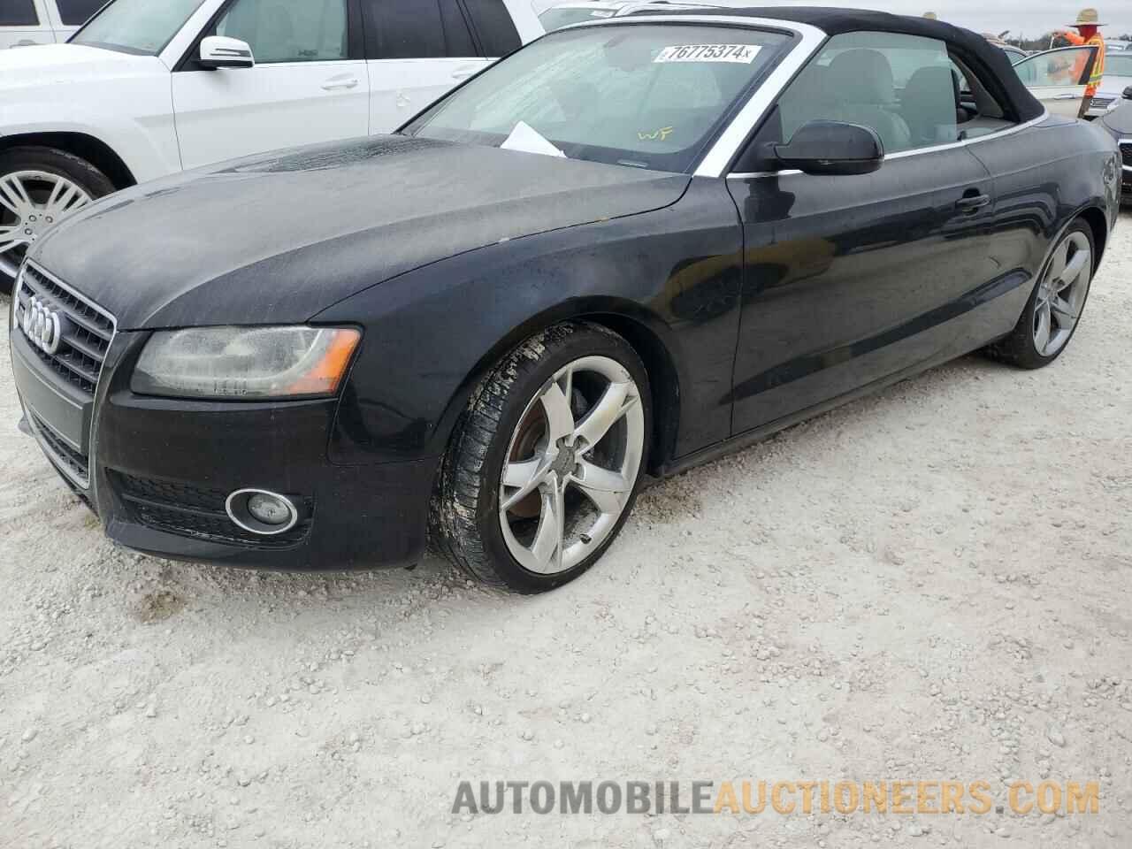 WAULFAFH3BN006571 AUDI A5 2011