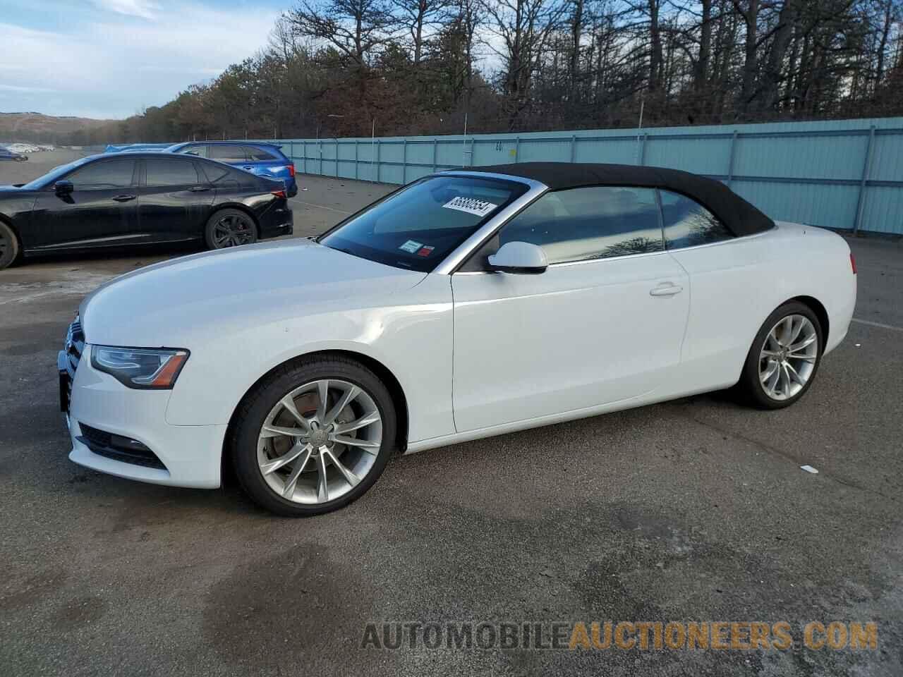 WAULFAFH6DN003215 AUDI A5 2013