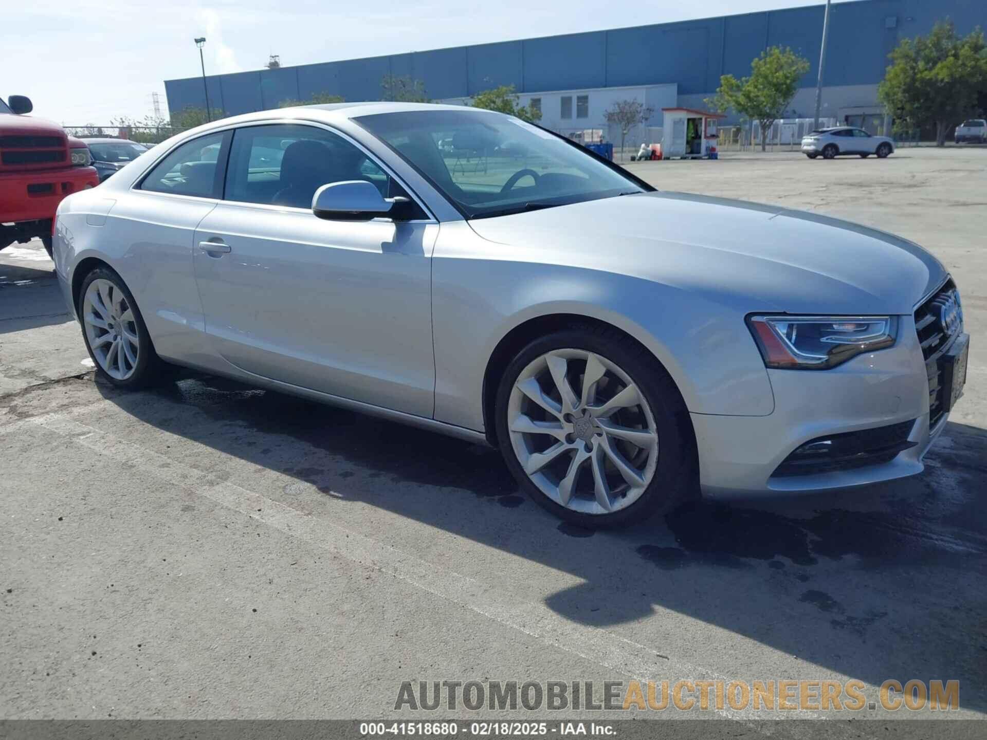 WAULFAFR0EA069843 AUDI A5 2014