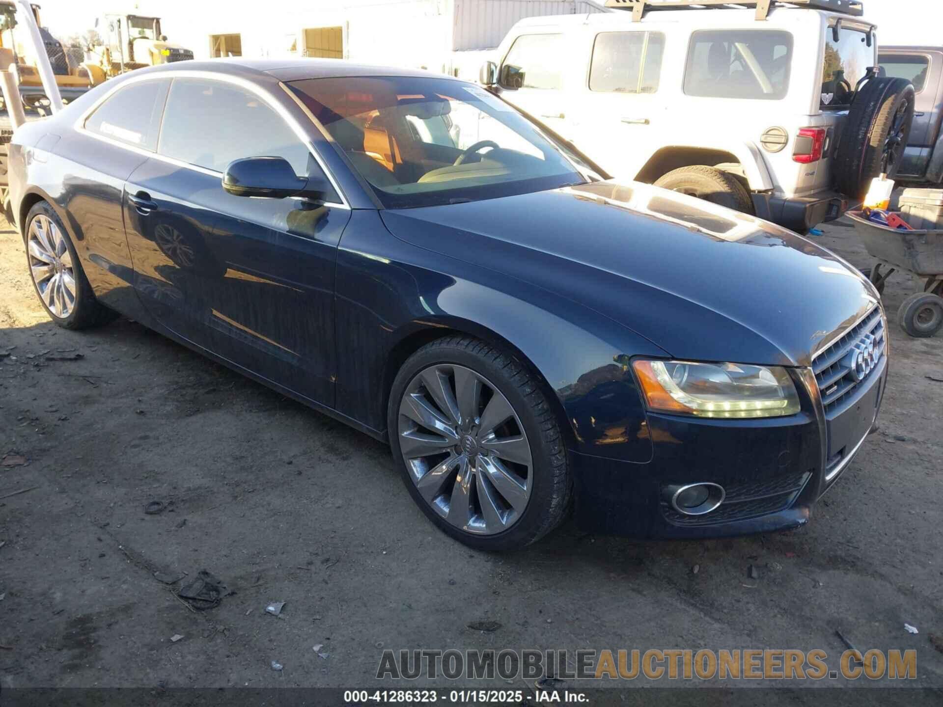 WAULFAFR1BA053453 AUDI A5 2011