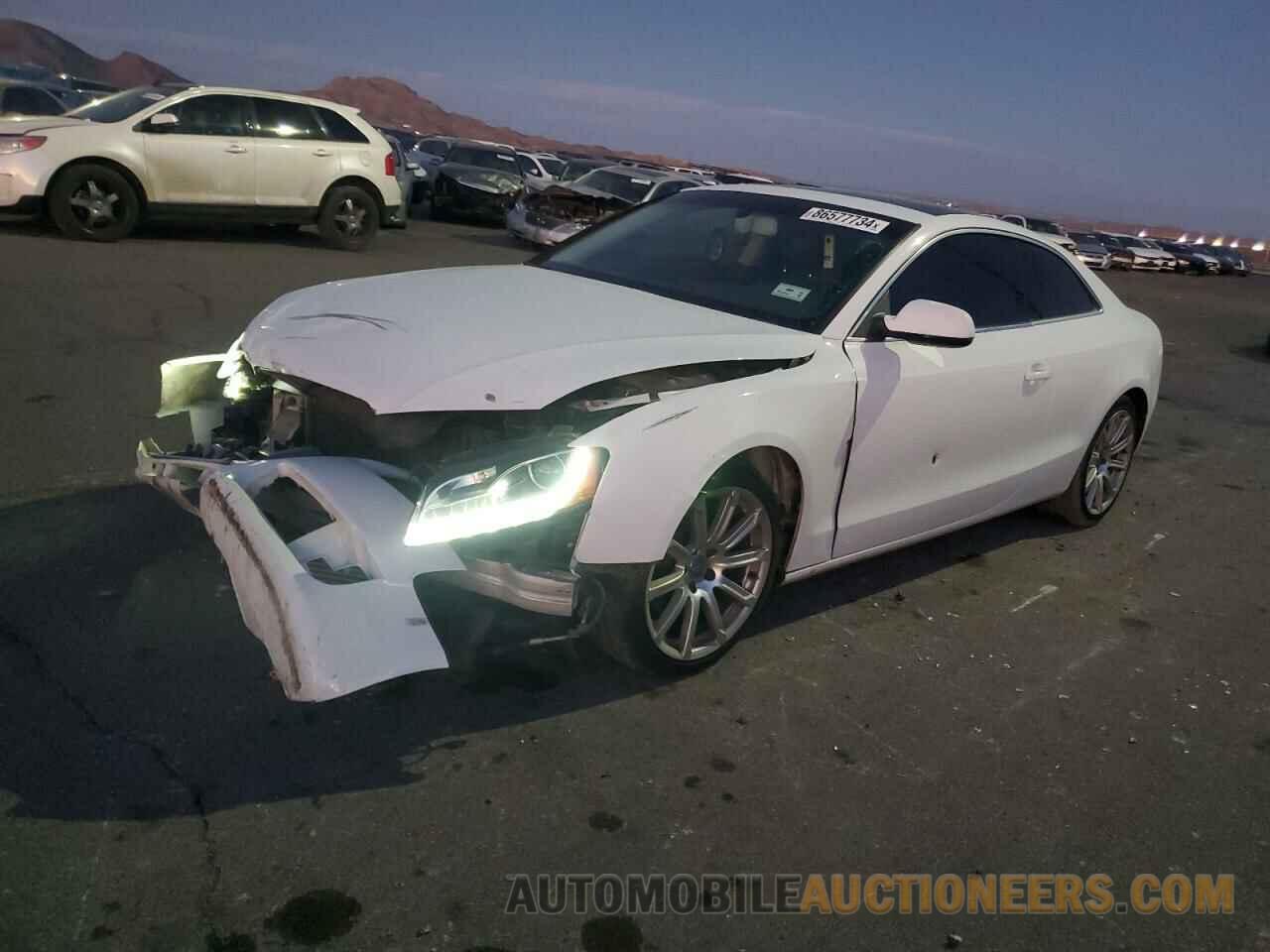 WAULFAFR4BA037893 AUDI A5 2011