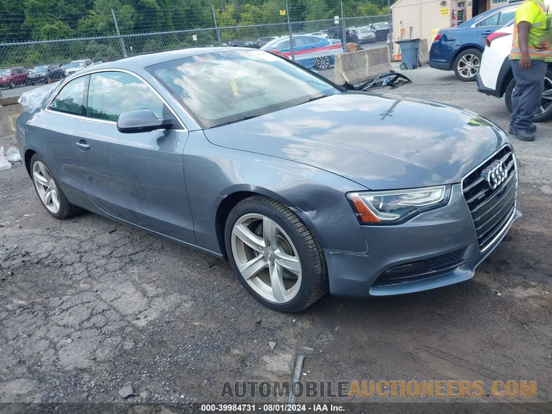 WAULFAFR4DA063025 AUDI A5 2013