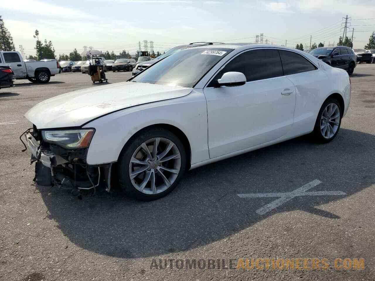 WAULFAFR6DA002159 AUDI A5 2013