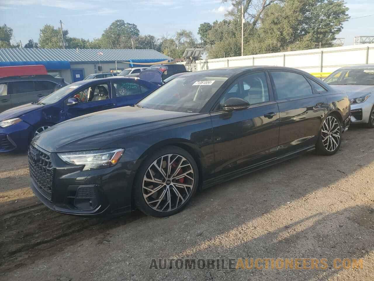 WAULSAF85NN001632 AUDI S8 2022