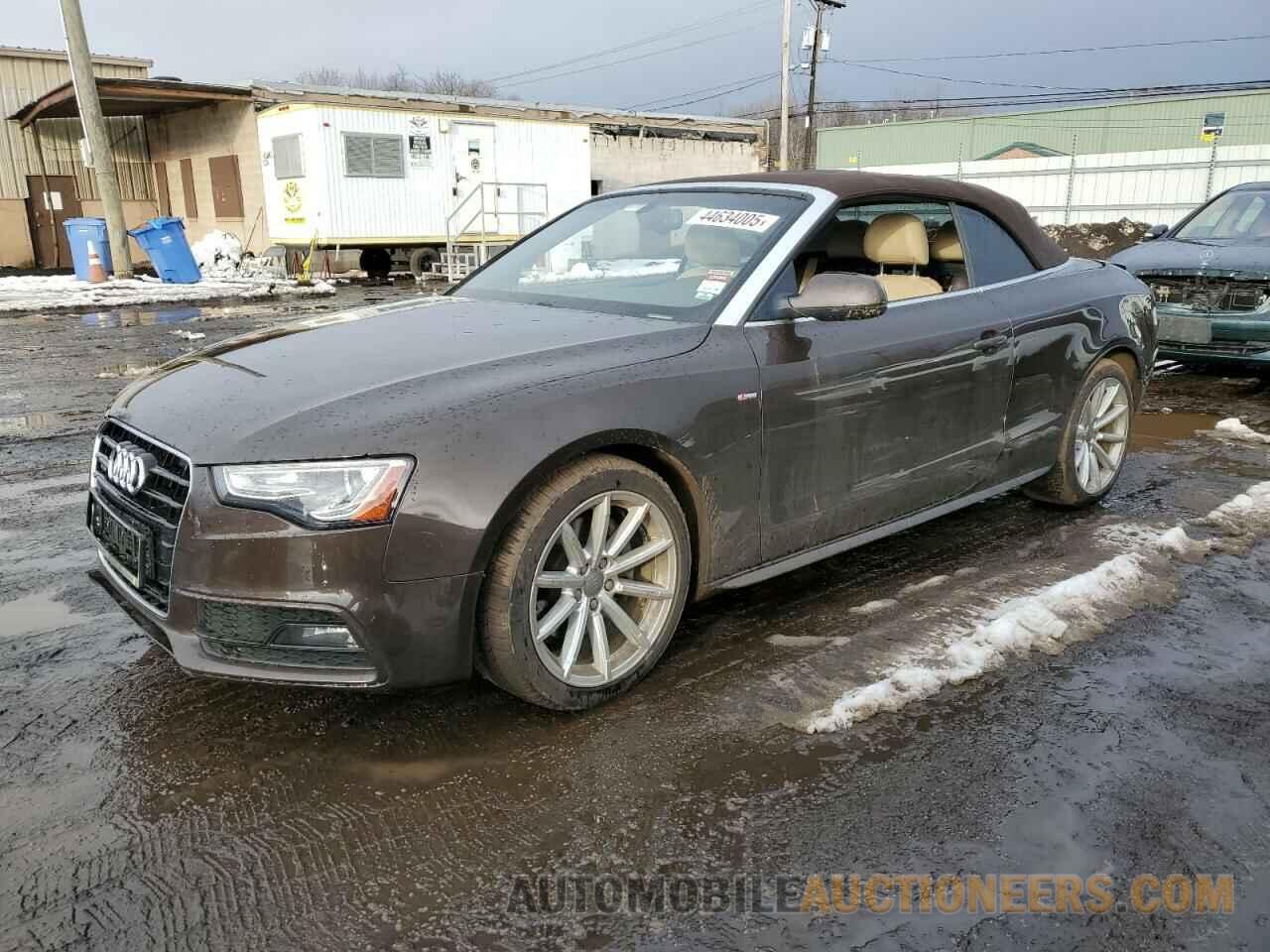 WAUMFAFHXFN001880 AUDI A5 2015