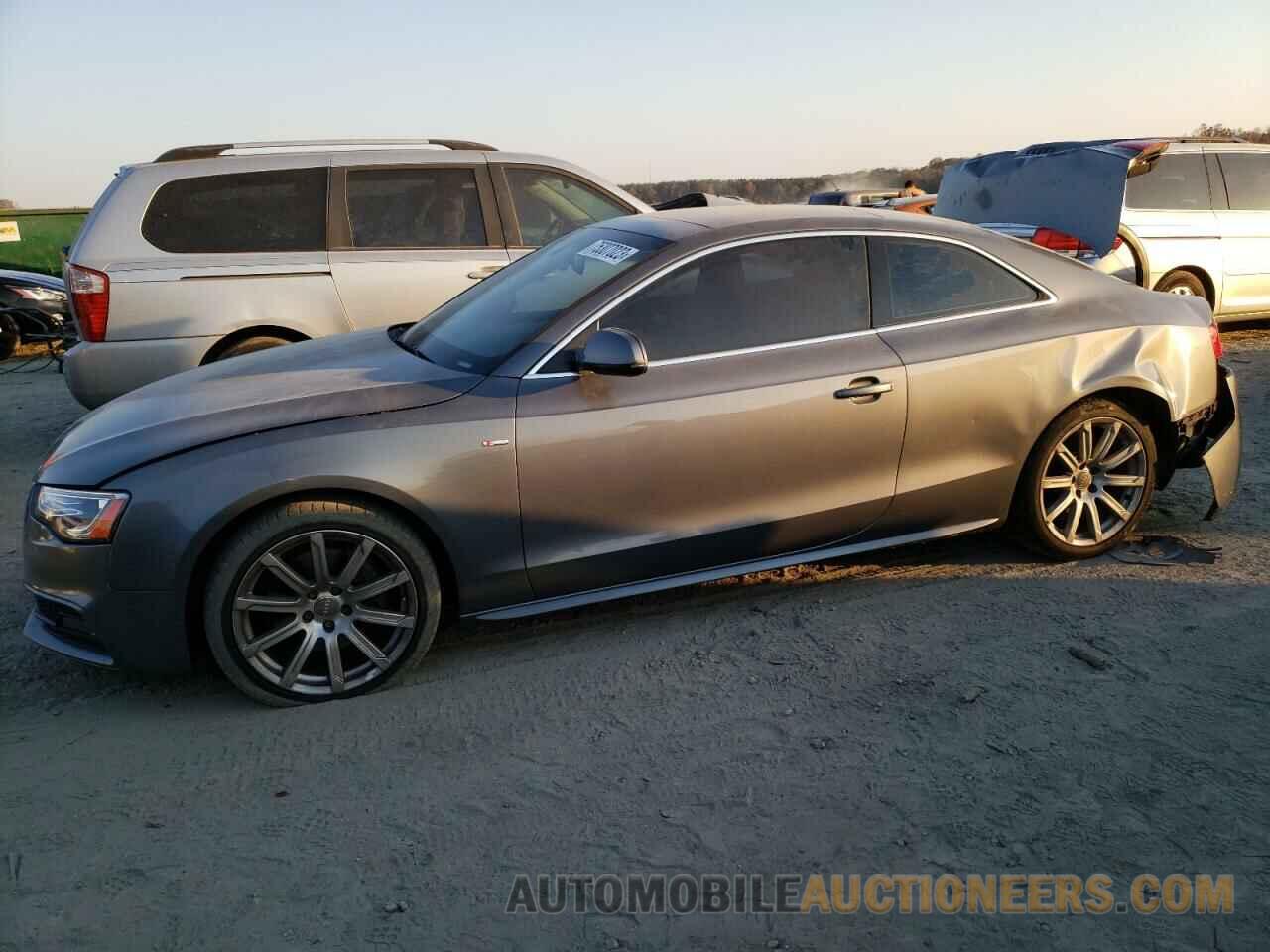 WAUMFAFR0FA035455 AUDI A5 2015