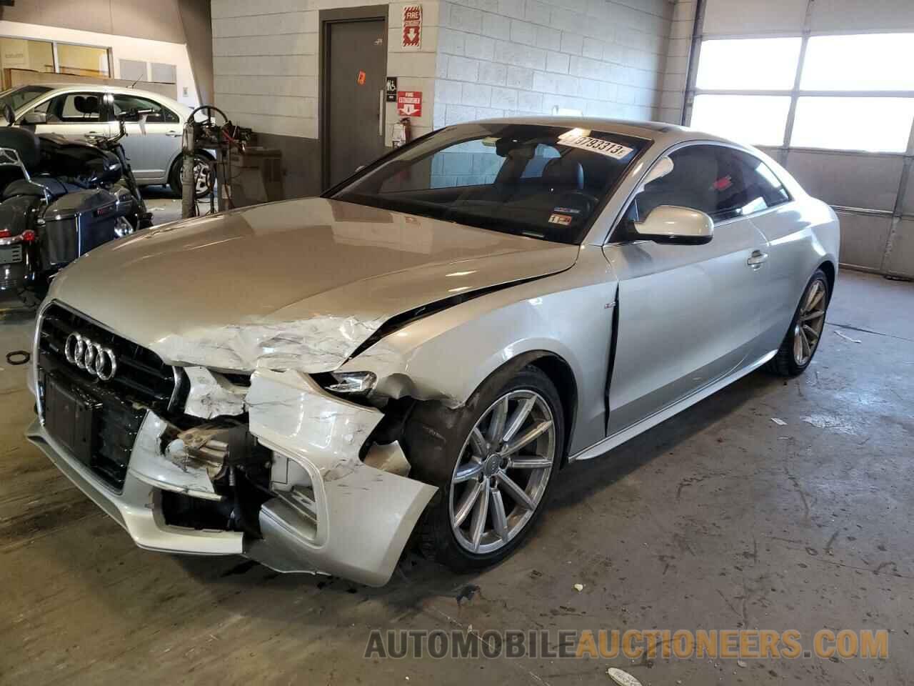 WAUMFAFR2FA055092 AUDI A5 2015