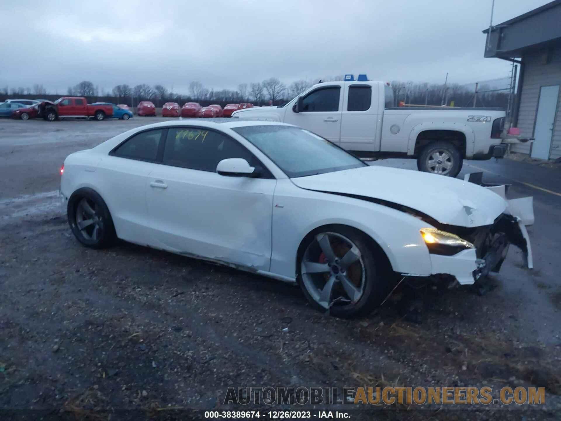 WAUMFAFR3FA038737 AUDI A5 2015