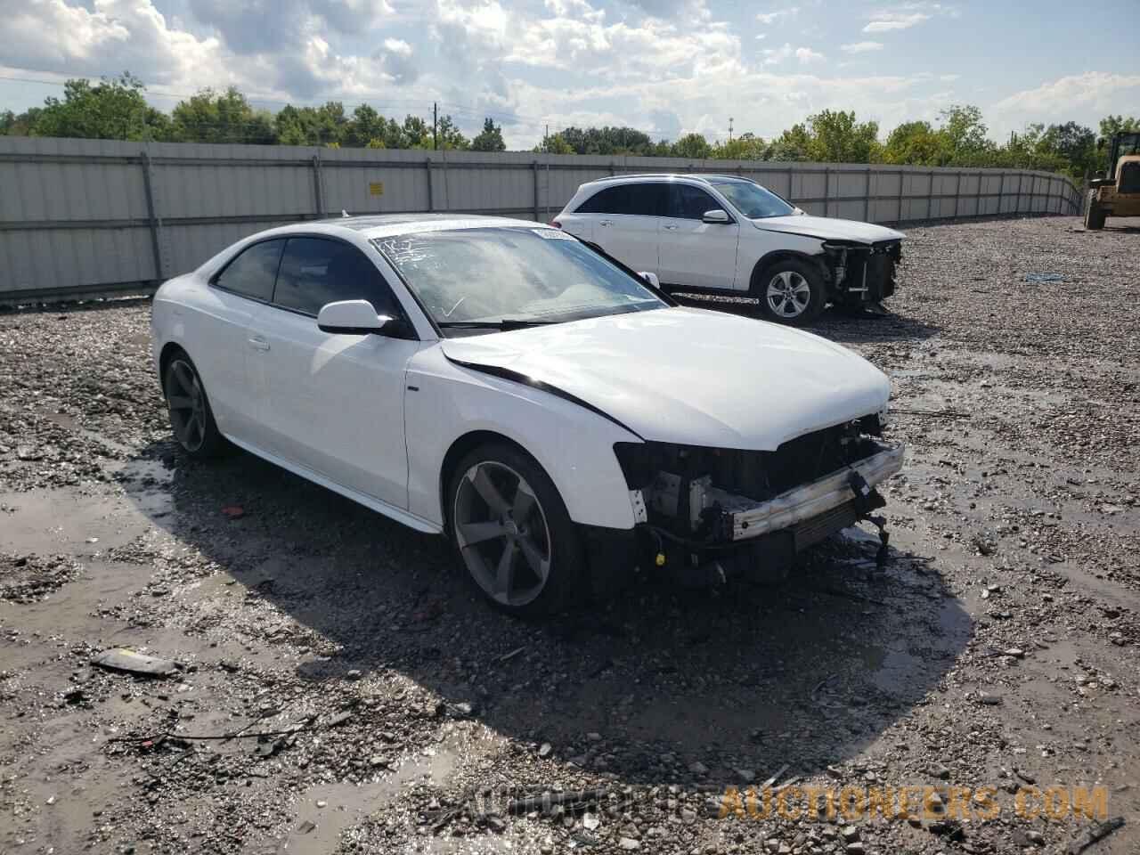 WAUMFAFR4FA033756 AUDI A5 2015