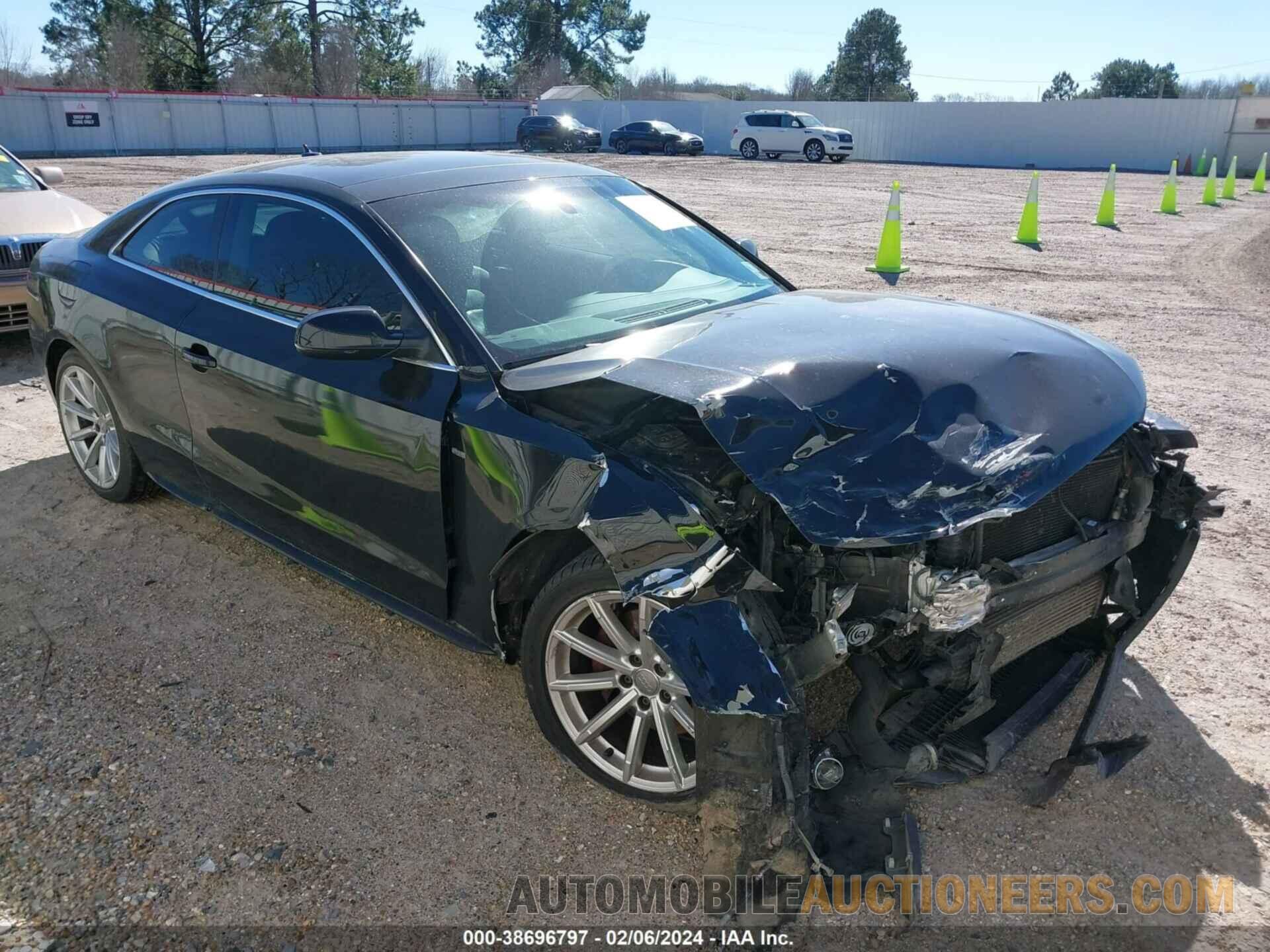 WAUMFAFR6FA049490 AUDI A5 2015