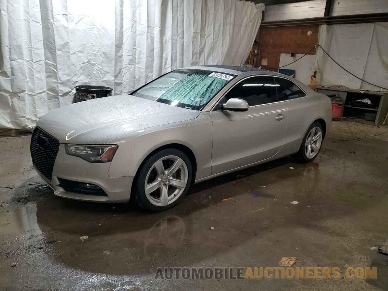 WAURFAFRXDA026880 AUDI A5 2013