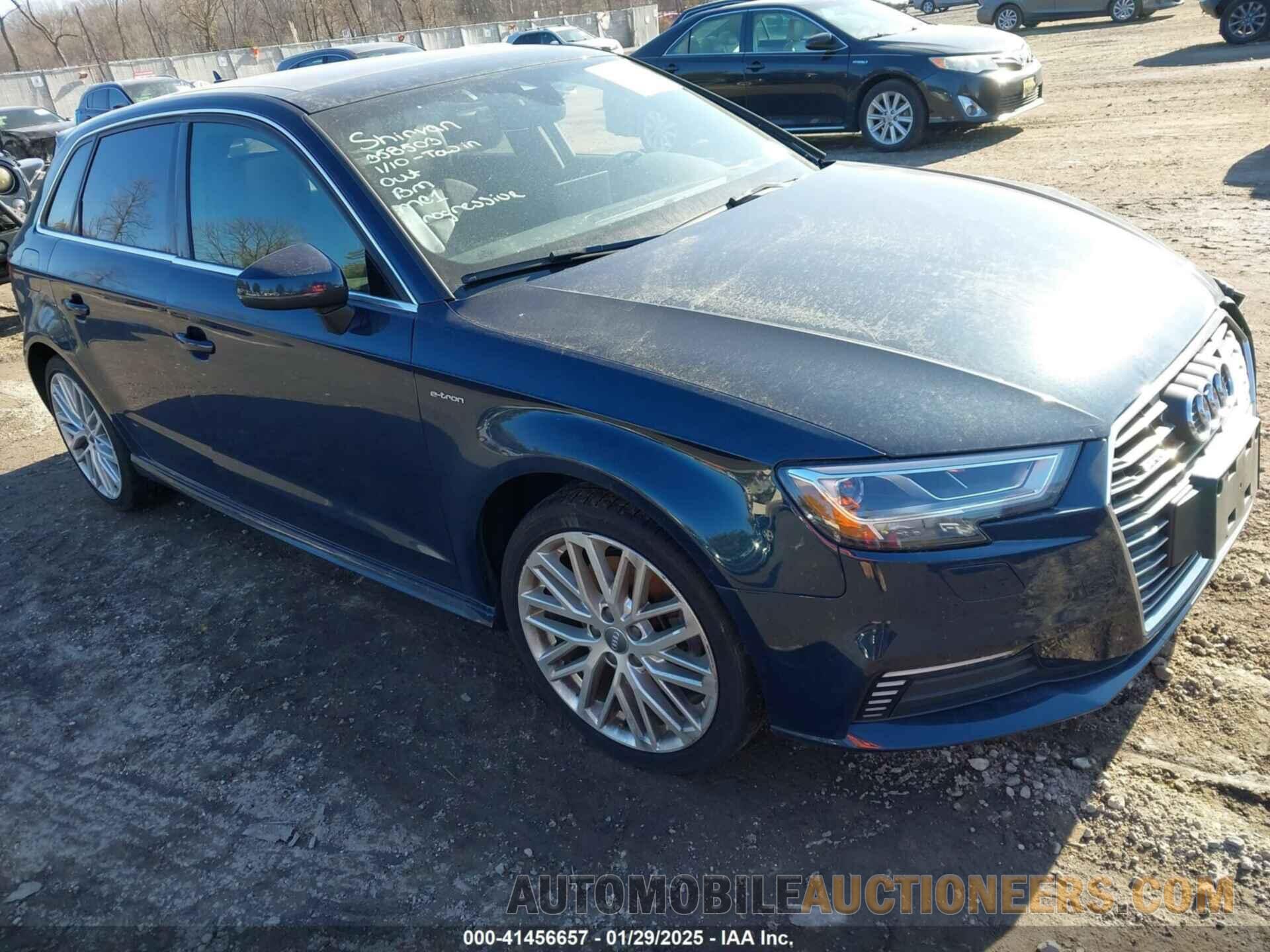 WAUSPBFF4JA078396 AUDI A3 E-TRON 2018