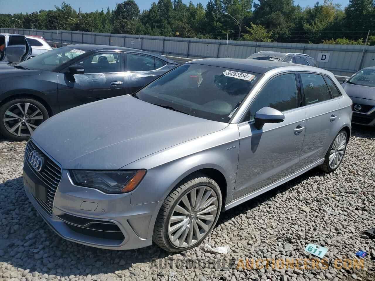 WAUTPBFF0GA050401 AUDI A3 2016