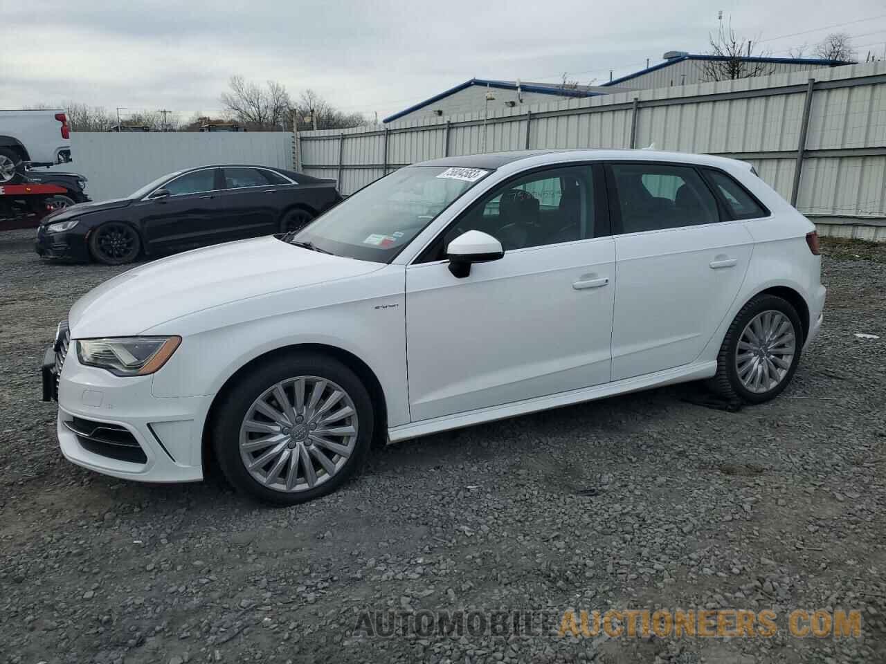 WAUTPBFF0GA101699 AUDI A3 2016