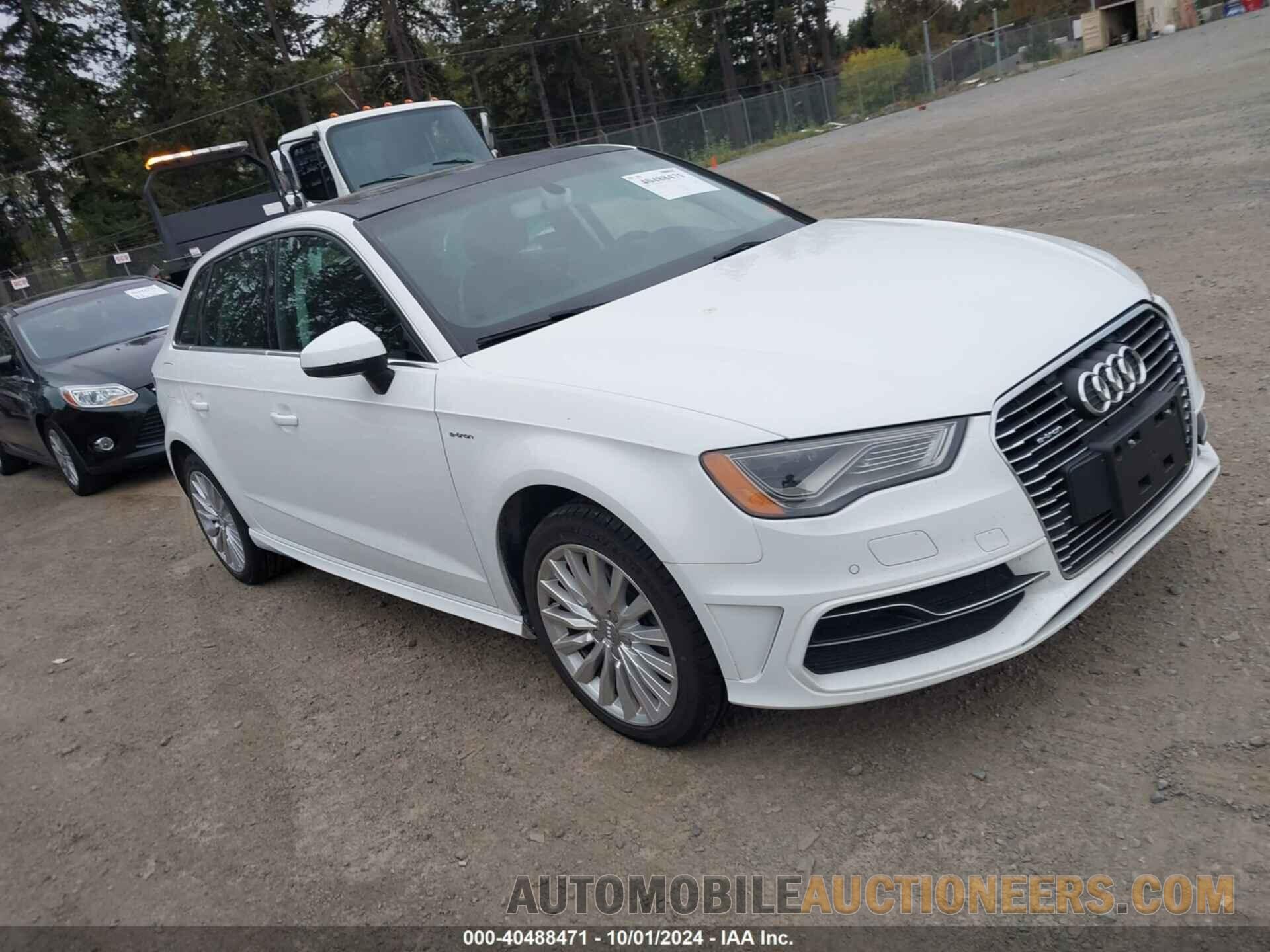 WAUTPBFF0GA136064 AUDI A3 E-TRON 2016