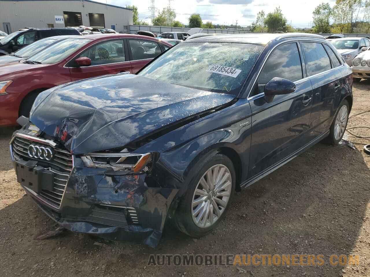 WAUTPBFF0HA134106 AUDI A3 2017