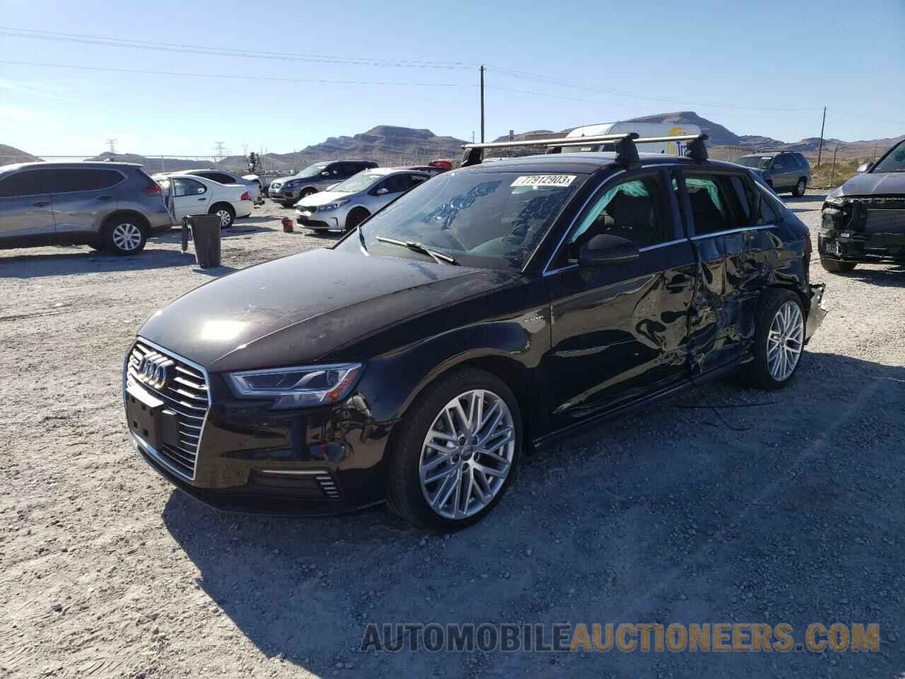 WAUTPBFF0JA066010 AUDI A3 2018