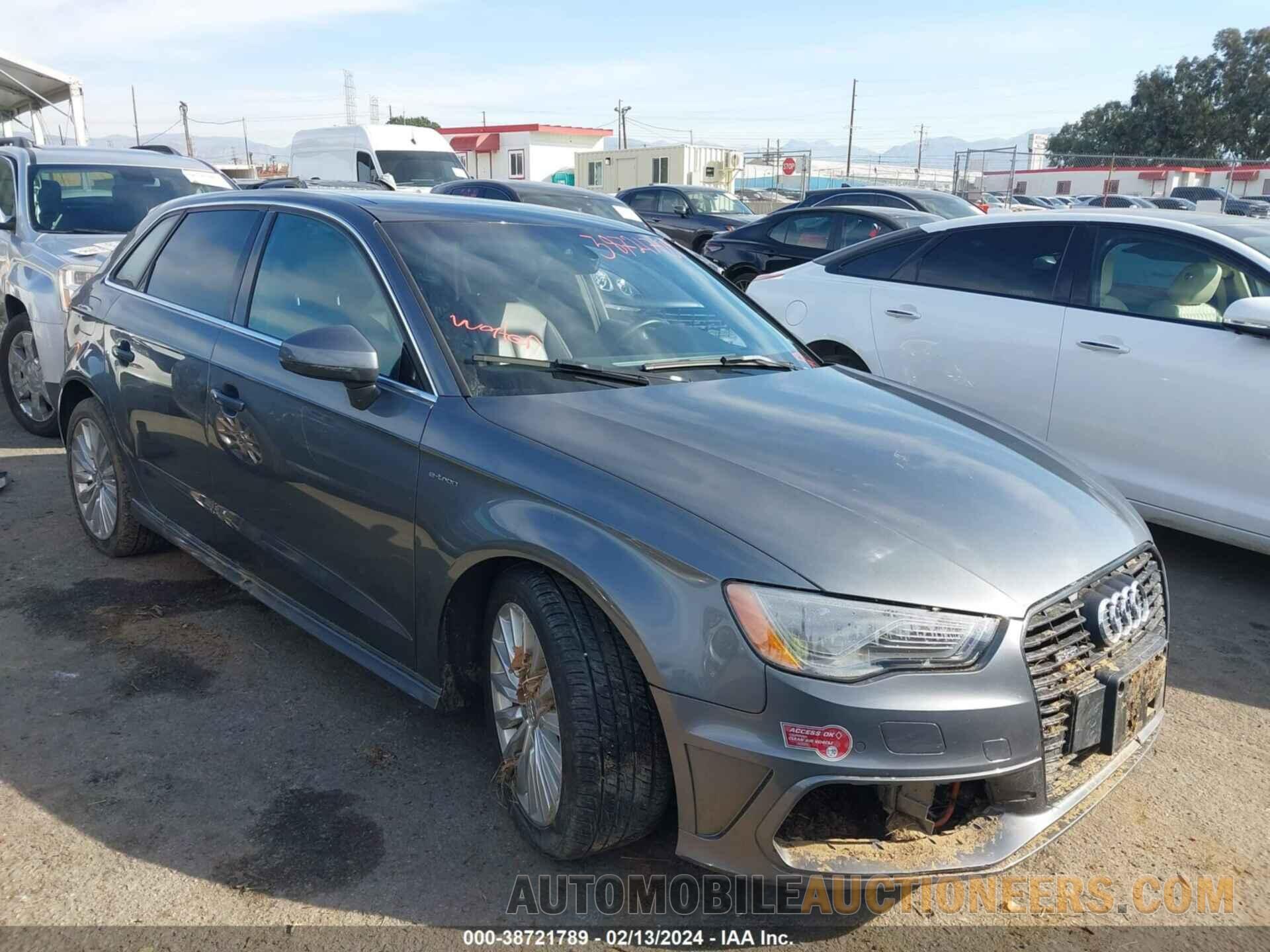 WAUTPBFF2GA103664 AUDI A3 E-TRON 2016