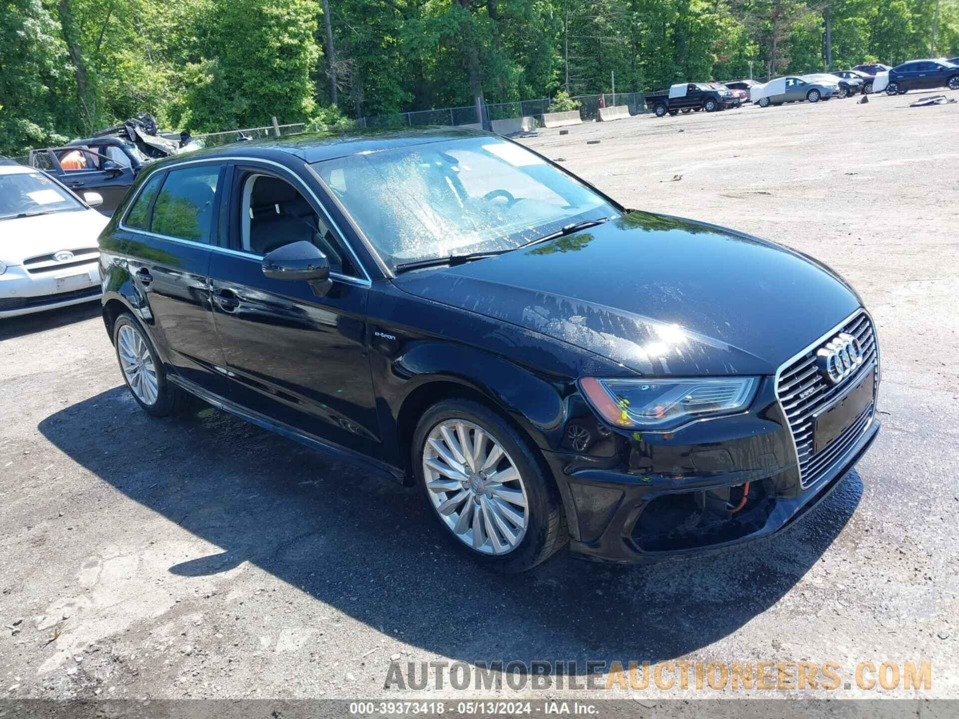 WAUTPBFF3GA103978 AUDI A3 E-TRON 2016