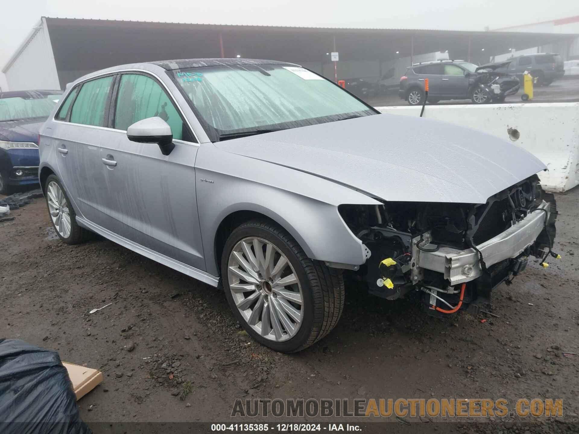 WAUTPBFF3HA146251 AUDI A3 E-TRON 2017