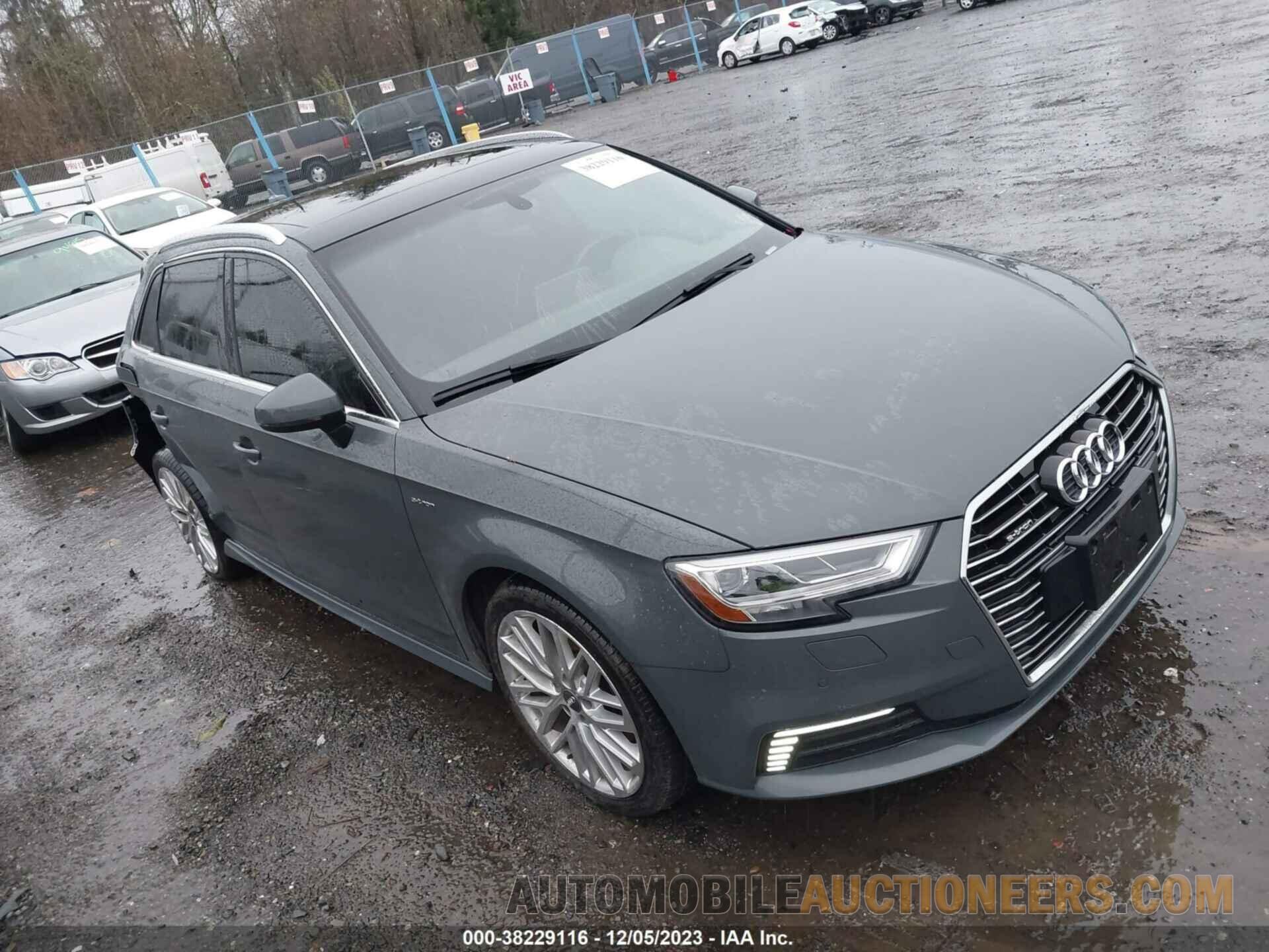 WAUTPBFF3JA067863 AUDI A3 2018