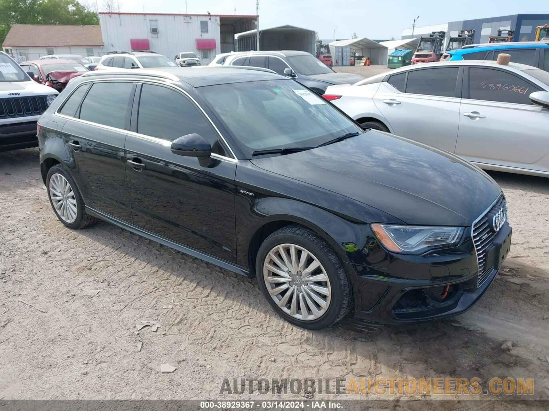 WAUTPBFF4GA081571 AUDI A3 E-TRON 2016