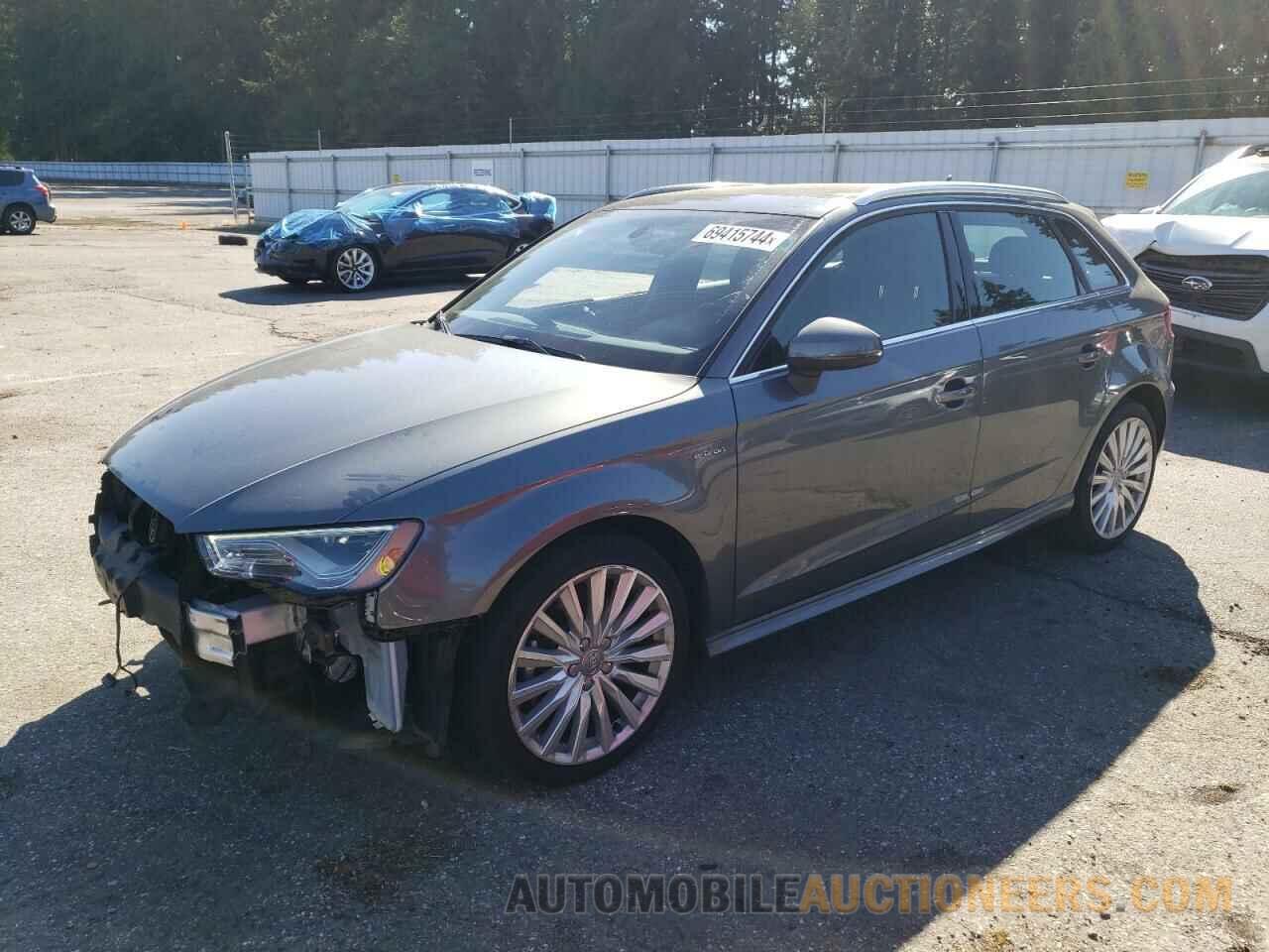 WAUTPBFF5GA110902 AUDI A3 2016