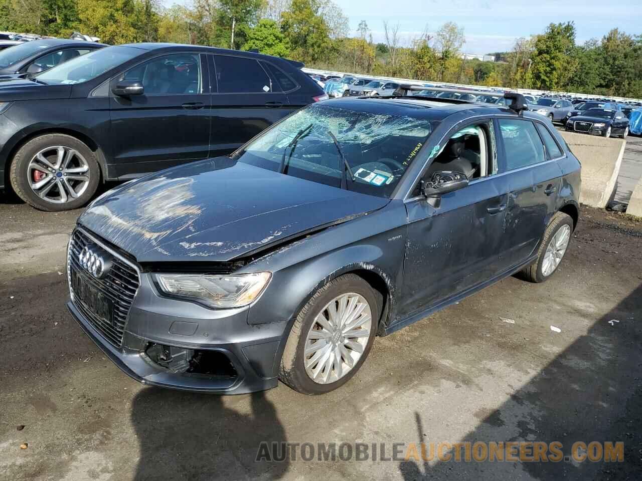 WAUTPBFF8GA095277 AUDI A3 2016