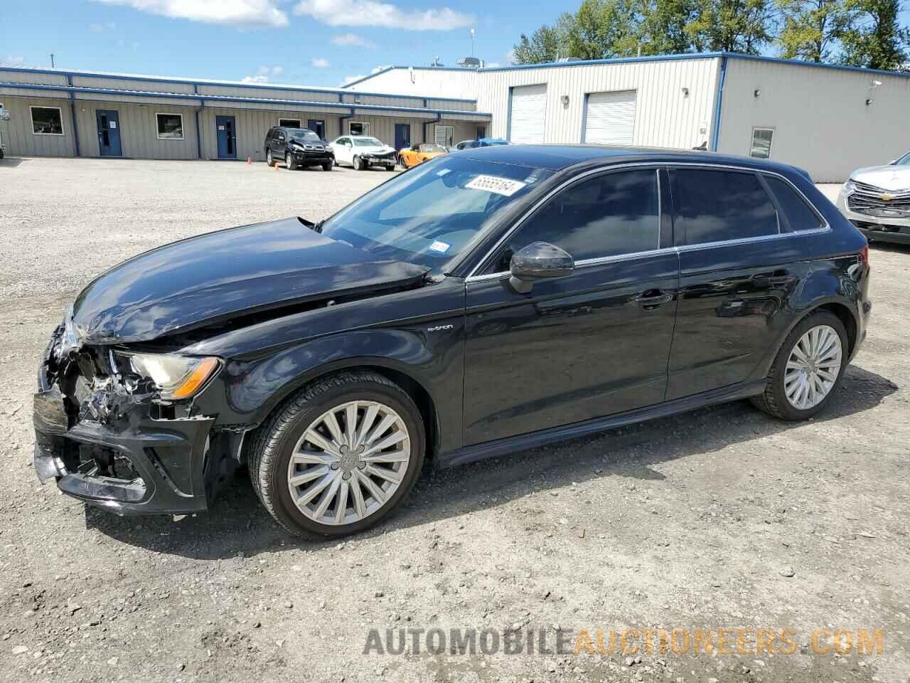 WAUTPBFF8GA152982 AUDI A3 2016