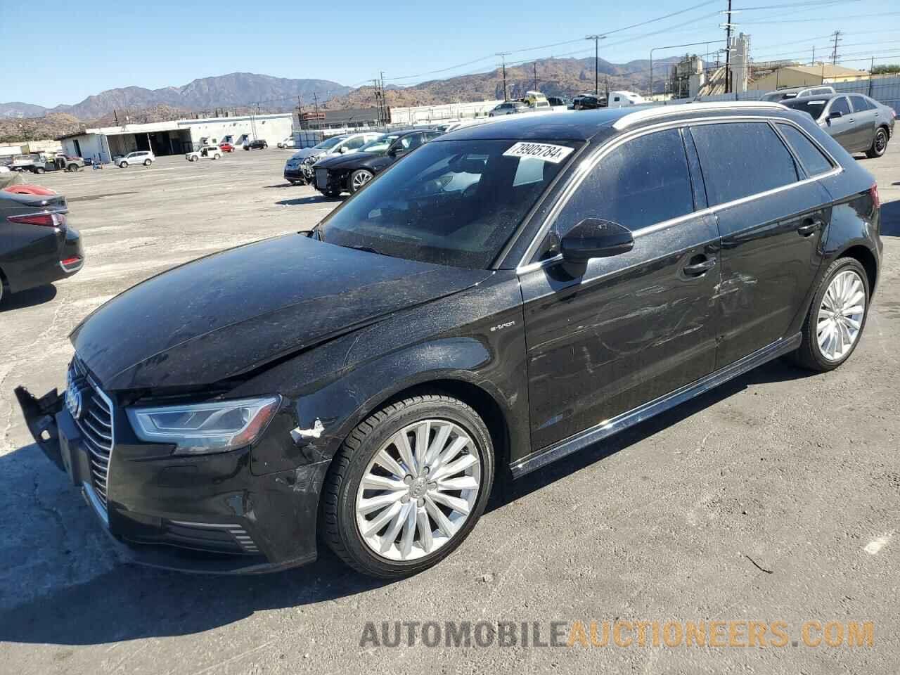 WAUTPBFF8HA043990 AUDI A3 2017