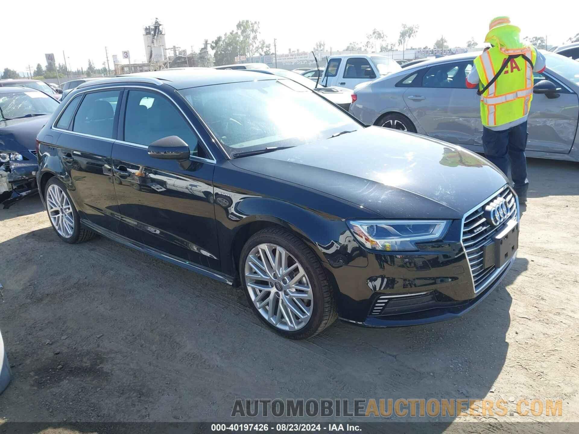 WAUTPBFF8JA056146 AUDI A3 E-TRON 2018