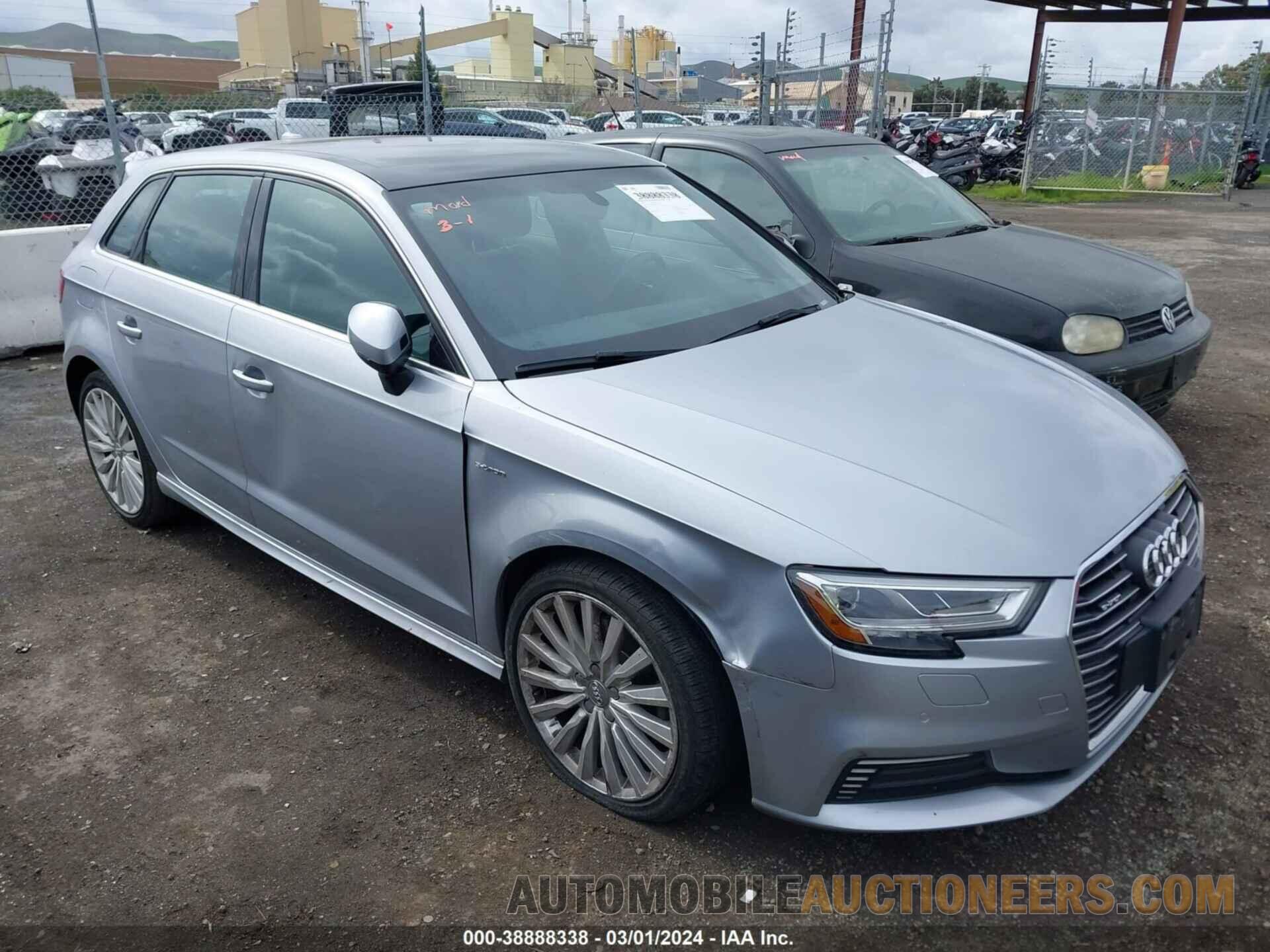 WAUTPBFF9HA146187 AUDI A3 E-TRON 2017